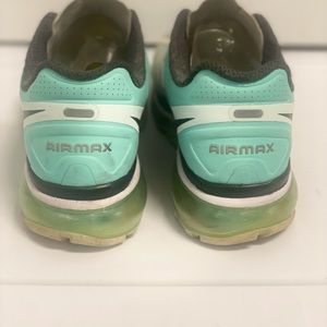 Nike Airmax size 8 white & turquiose color